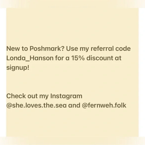 New solid green dressy blouse - Picture 6 of 6